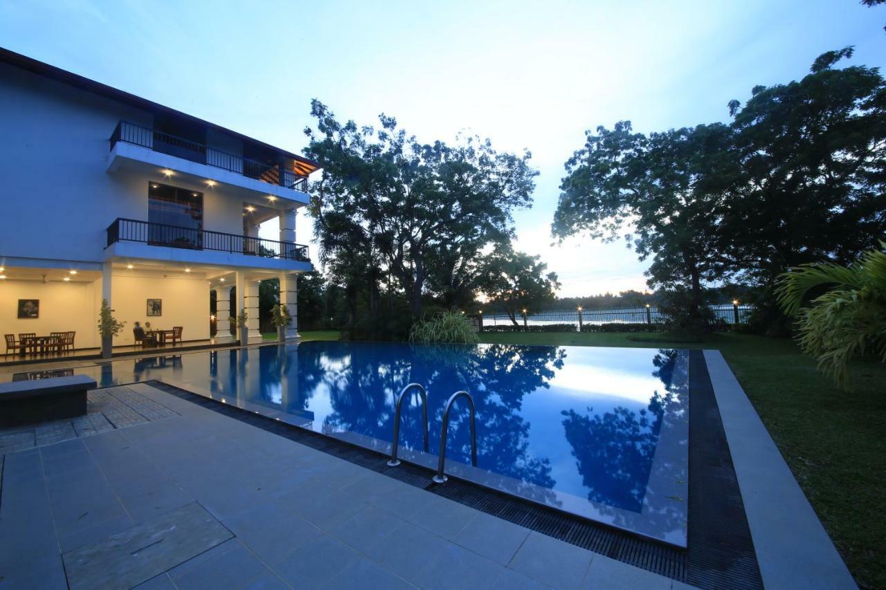 Diya Dahara Lake Resort Yala Eksteriør billede