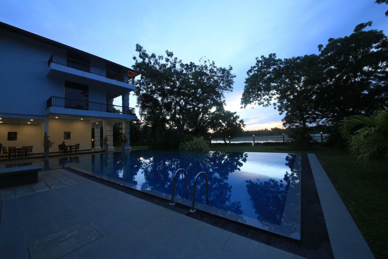 Diya Dahara Lake Resort Yala Eksteriør billede